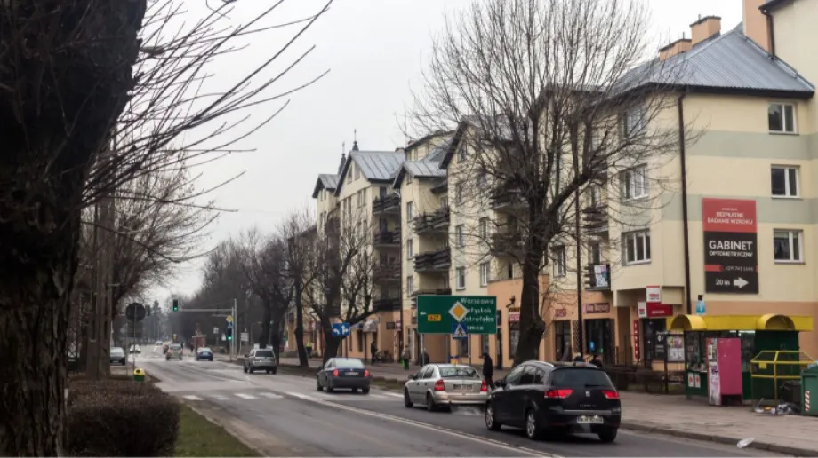 W poniedziałek będzie pochmurno z przejaśnieniami, możliwy słaby deszcz. Temperatura maksymalna w powiecie ostrowskim wyniesie 2 stopnie Celsj