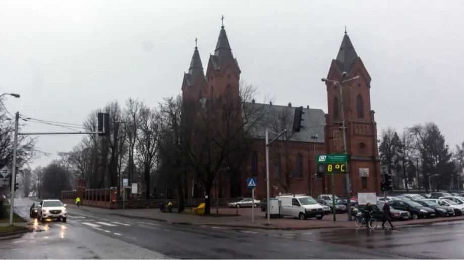 Środa będzie pogodna. Termometry w powiecie ostrowskim będą oscylować w granicach 8 stopni Celsjusza. Powieje słaby i umiarkowany wiatr, poł