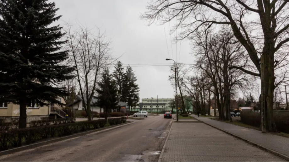 Czwartek będzie pochmurny z przejaśnieniami i rozpogodzeniami. Termometry w powiecie ostrowskim pokażą maksymalnie 4 st. C. Powieje umiarkowany