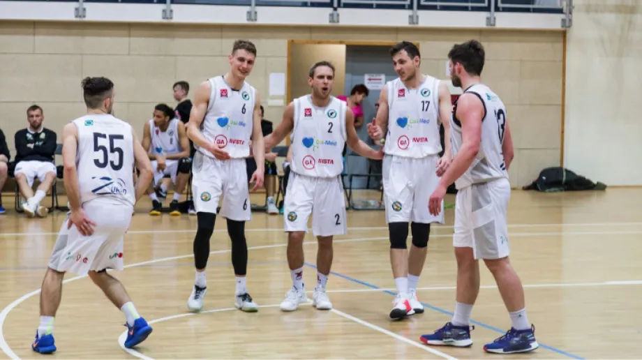 W meczu 24 kolejki drugiej ligi mężczyzn, Sokół zaliczył bardzo cenne zwycięstwo i pokonał Akademię Koszykówki Legii Warszawy. Podopieczni