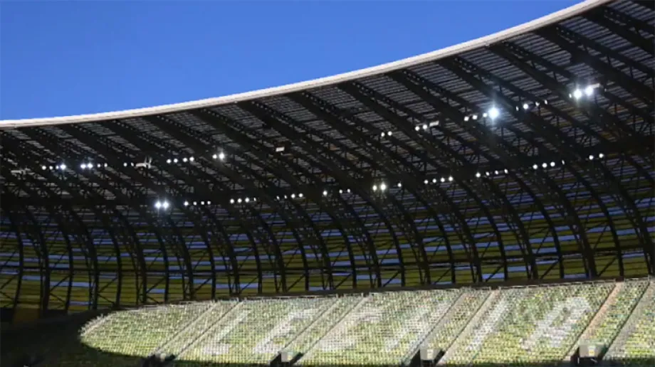 Wobec paraliżu rozgrywek piłkarskich, UEFA stara się znaleźć alternatywny sposób na wyłonienie zwycięzców Ligi Mistrzów i Ligi Europy. Ob