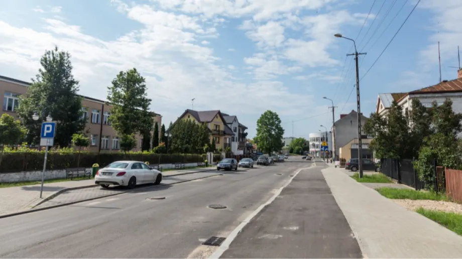 W czwartek zachmurzenie będzie zmienne. W powiecie ostrowskim mogą pojawić się przelotne opady deszczu oraz burze (10-30 mm). Temperatura maksy
