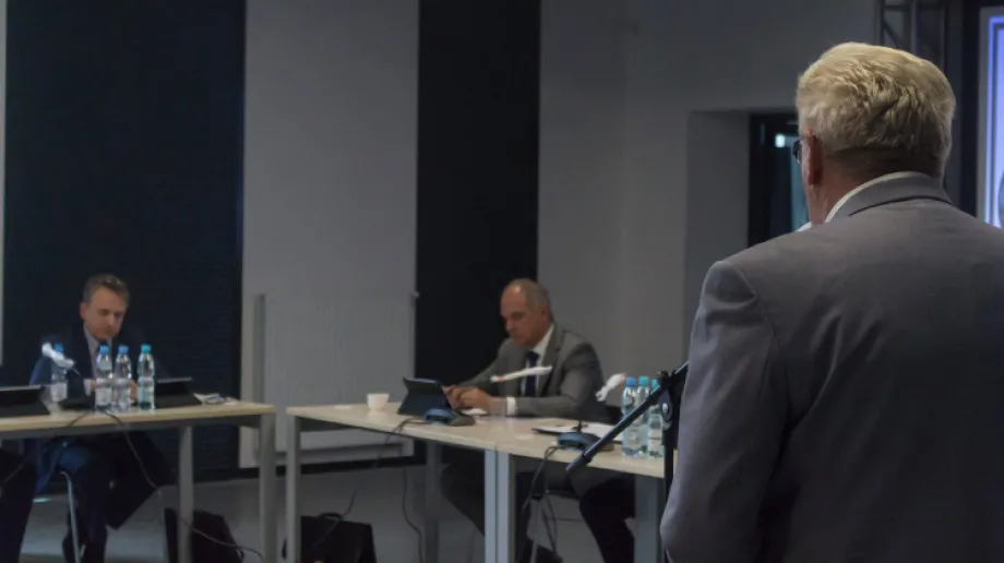 XVIII sesja Rady Miasta Ostrów Mazowiecka za nami. Burmistrz oraz radni na siedemnastym spotkaniu tej kadencji odbyli spotkanie między innymi po