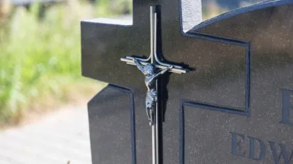 Ostrów Mazowiecka - W ostatnich dniach do wieczności odeszli:
Grzegorz Lipski, 