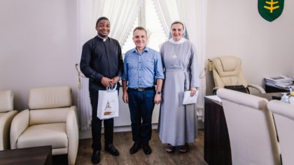 Ostrów Mazowiecka - Pandemia uniemożliwiła księdzu Markowi Gova powrót do Malawi