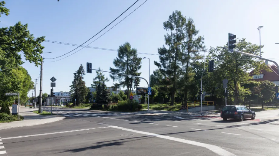 Upały ogarnęły zachodnią Europę, a teraz to powietrze wdziera się do Polski. Niedziela będzie najgorętszym dniem od początku roku.

źr?