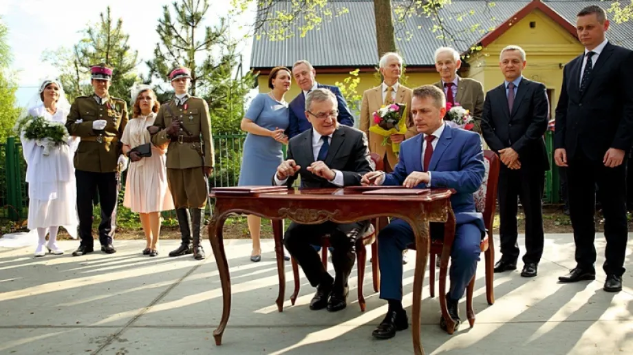 Minister Kultury i Dziedzictwa Narodowego prof. dr hab. Piotr Gliński przyjął propozycję Burmistrza Miasta Ostrów Mazowiecka Jerzego Bauera do