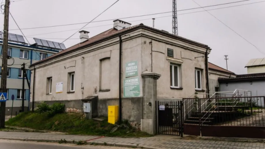 Centrum Integracji Społecznej znajdujące się na skrzyżowaniu ulic Chopina i Karola Piłata doczekało się solidnego remontu. Co ważne, budyne