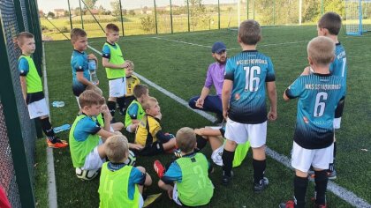 Ostrów Mazowiecka - Swoje ligowe spotkanie, dnia 21 września w Czerwinie, rozegr