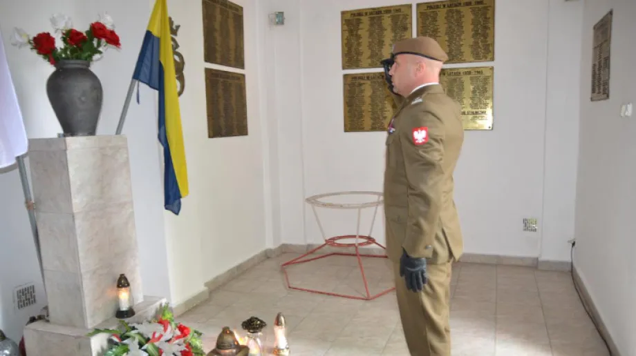 To już 103 rocznica powstania Szkoły Podchorążych Piechoty. Z tej okazji, przed Mauzoleum Podchorążych w Komorowie uczczono pamięć tych, kt