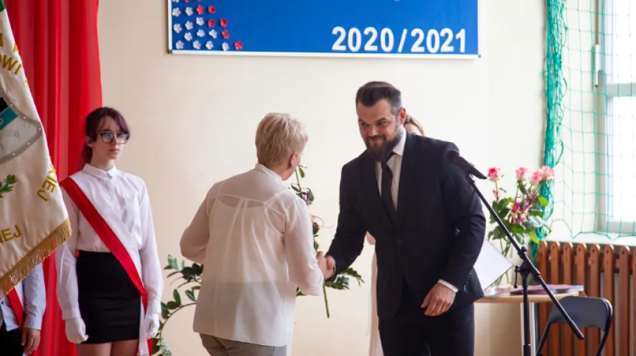 Rozpoczął się nowy rok szkolny. Zarówno dla uczniów jak i nauczycieli było to wyjątkowe wydarzenie, ponieważ doszło do zmiany na stanowisk