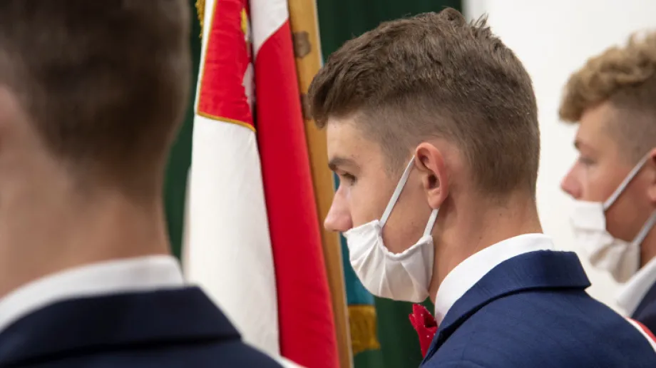 Kolejny rok, kolejne przyjaźnie, oceny, wywiadówki i wiele innych. Rok szkolny 2020/2021 na pewno będzie rokiem wyjątkowym, mimo pilnowania wsz