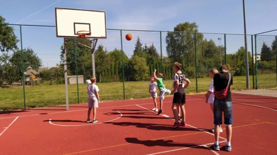 Za kilka dni minie miesiąc od zakończenia wakacji. Przyszła pora podsumować działania Miejskiej Świetlicy Socjoterapeutycznej z tego okresu. 