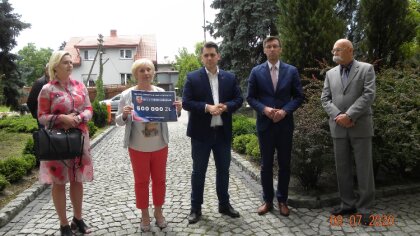 Ostrów Mazowiecka - Powiat ostrowski dofinansował Gminę Zaręby Kościelne. Pienią
