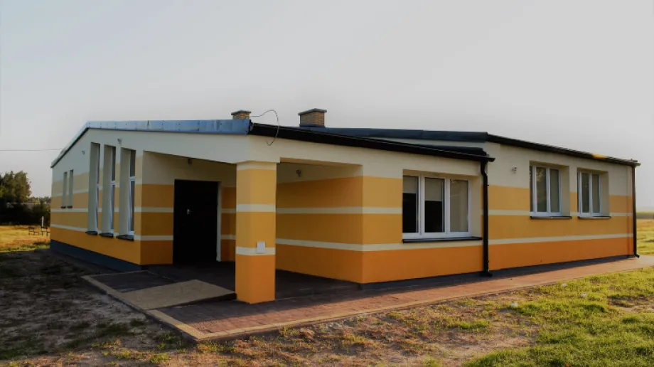 Remont Domu Kultury w Żyłowie dobiegł końca. Żyłowo, to wieś w Gminie Stary Lubotyń, zamieszkiwana jest przez około 100 osób. Odświeżen