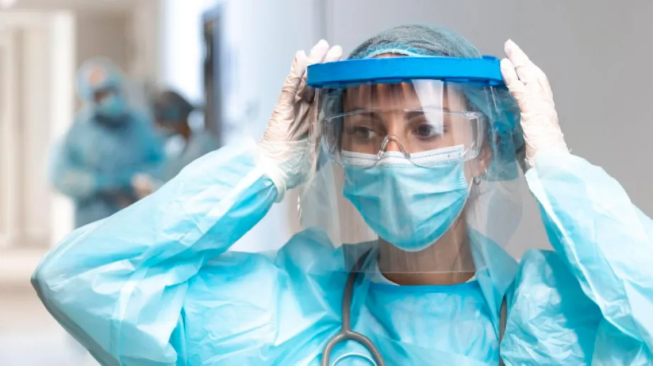 - W dobie walki z epidemią ogromne znaczenie mają działania prewencyjne. To dzięki nim ryzyko zachorowań na COVID-19 maleje. Zwracam się pro?