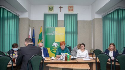 Ostrów Mazowiecka - Sprawdziliśmy oświadczenia sekretarza, skarbnika i radnych r