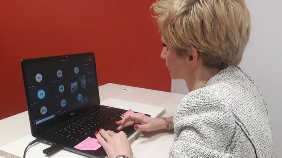 Miejska Biblioteka Publiczna w Ostrowi Mazowieckiej dzięki Fundacji Wspierania Zrównoważonego Rozwoju rozpoczęła serię szkoleń "Dziennikarst