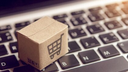 Ostrów Mazowiecka - Oszuści w internecie poszukują różnych metod, by wyłudzić pi