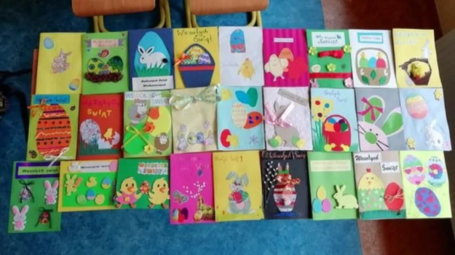 Fot. Szkoła Podstawowa nr 2 im. Papieża Jana Pawła II w Ostrowi Mazowieckiej (dwojkaostrowmaz.edupage.org)