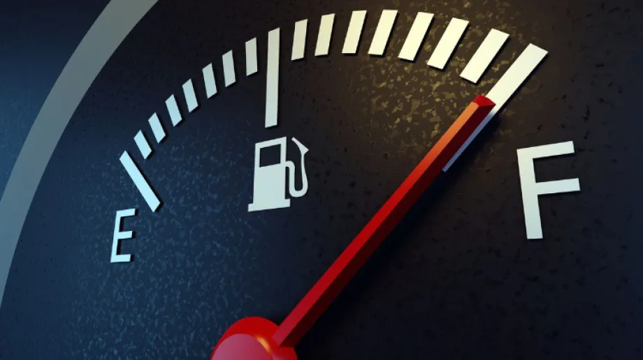 Nie przepłacaj za paliwo. Tankując do pełna, dzięki naszemu zestawieniu, możesz zaoszczędzić nawet kilkanaście złotych. Sprawdź aktualne 