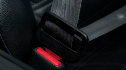 Ostrów Mazowiecka - Ostrowska policja apeluje o konieczności zapinania pasów bez