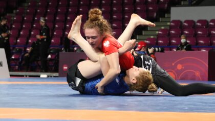 Ostrów Mazowiecka - Zawodniczka pochodząca z Ostrowi Mazowieckiej, obecnie miesz