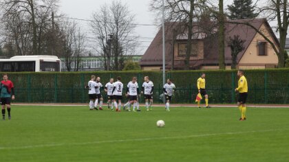 Ostrów Mazowiecka - Jedenasta porażka w sezonie i szósta na własnym boisku Ostro