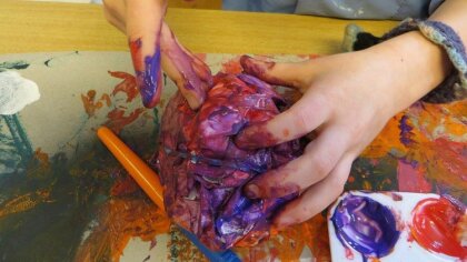 Ostrów Mazowiecka - Zabawa jest przeważającą formą spędzania czasu wśród dzieci 