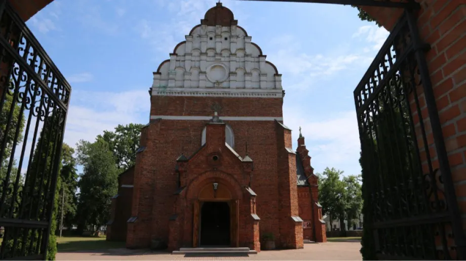 Brok otrzymał lokację miejską już w 1501 roku. Przez wszystkie lata funkcjonowania tego miasta utarł się w nim ogromny kawałek historii. Spa