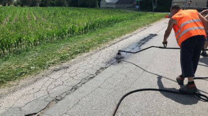 Ostrów Mazowiecka - Na terenie gminy Andrzejewo miały miejsce remonty cząstkowe 