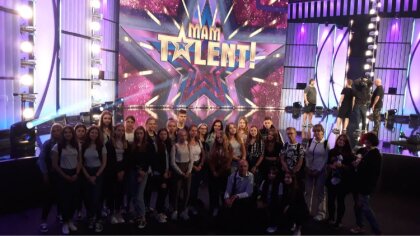 Ostrów Mazowiecka - Wakacyjny wyjazd uczniów Ekonomika do studia Transcolor w Sz