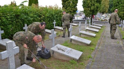 Ostrów Mazowiecka - 12 sierpnia żołnierze 22 Wojskowego Ośrodka Kartograficznego