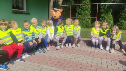 Ostrów Mazowiecka - Policjanci z Ostrowi Mazowieckiej wraz z początkiem roku szk