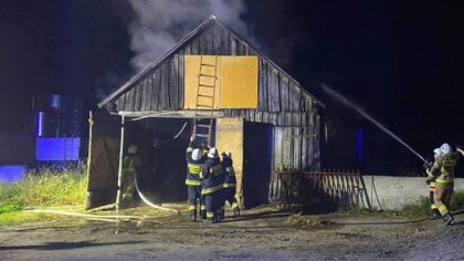 Ostrów Mazowiecka - W sobotni wieczór strażacy zostali zadysponowani do pożaru s