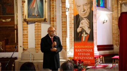 Ostrów Mazowiecka - Kościół Rzymskokatolicki pw. Przemienienia Pańskiego w Zuzel