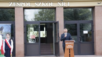 Ostrów Mazowiecka - Szkoła, czas start. 1 września uczniowie Rubinka przywitali 