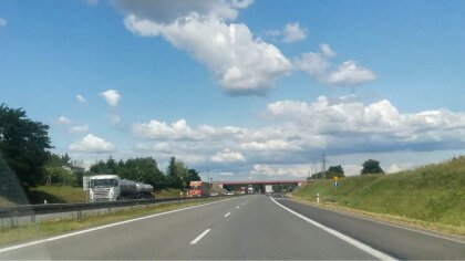 Ostrów Mazowiecka - Droga ekspresowa S8 to trasa o dużym ruchu samochodów osobow