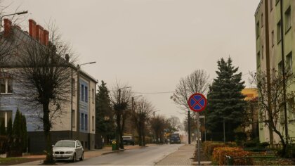 Ostrów Mazowiecka - Zachmurzenie duże z nielicznymi przejaśnieniami. W paśmie pó