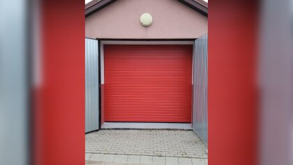 Ostrów Mazowiecka - Nowa, zautomatyzowana brama garażowa została zamontowana w b