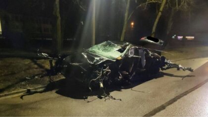 Ostrów Mazowiecka - Nocna jazda samochodem skończyła się tragicznie dla kierowcy