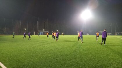 Ostrów Mazowiecka - Piłkarze z Ostrowi Mazowieckiej będą chcieli zanotować dobry