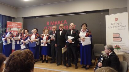 Ostrów Mazowiecka - W Bibliotece Publicznej Gminy Andrzejewo świętowano Dzień Ko