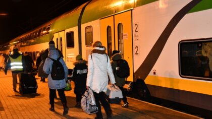 Ostrów Mazowiecka - Pociąg humanitarny uruchomiony przez samorząd województwa po