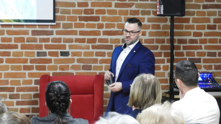 Fot. Miejska Biblioteka Publiczna w Ostrowi Mazowieckiej / Facebook