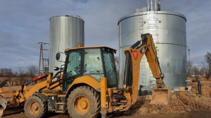 Ostrów Mazowiecka - W Zarębach-Bolędach trwają prace przy budowie zbiornika na w