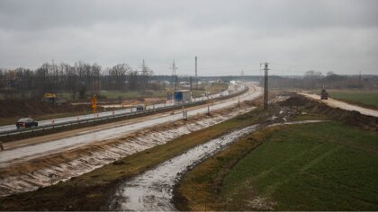Ostrów Mazowiecka - Trwa budowa odcinka trasy S61 Podborze-Śniadowo. Prawie 20-k