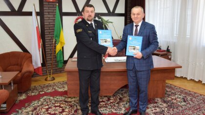 Ostrów Mazowiecka - Dyrektor Roman Malicki podpisał kolejne porozumienie, tym ra