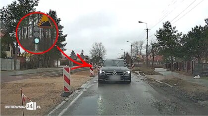 Ostrów Mazowiecka - Kierowca samochodu osobowego na ulicy Małkińskiej zignorował