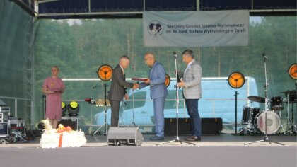 Ostrów Mazowiecka - Specjalny Ośrodek Szkolno-Wychowawczy w Zuzeli połączył nied